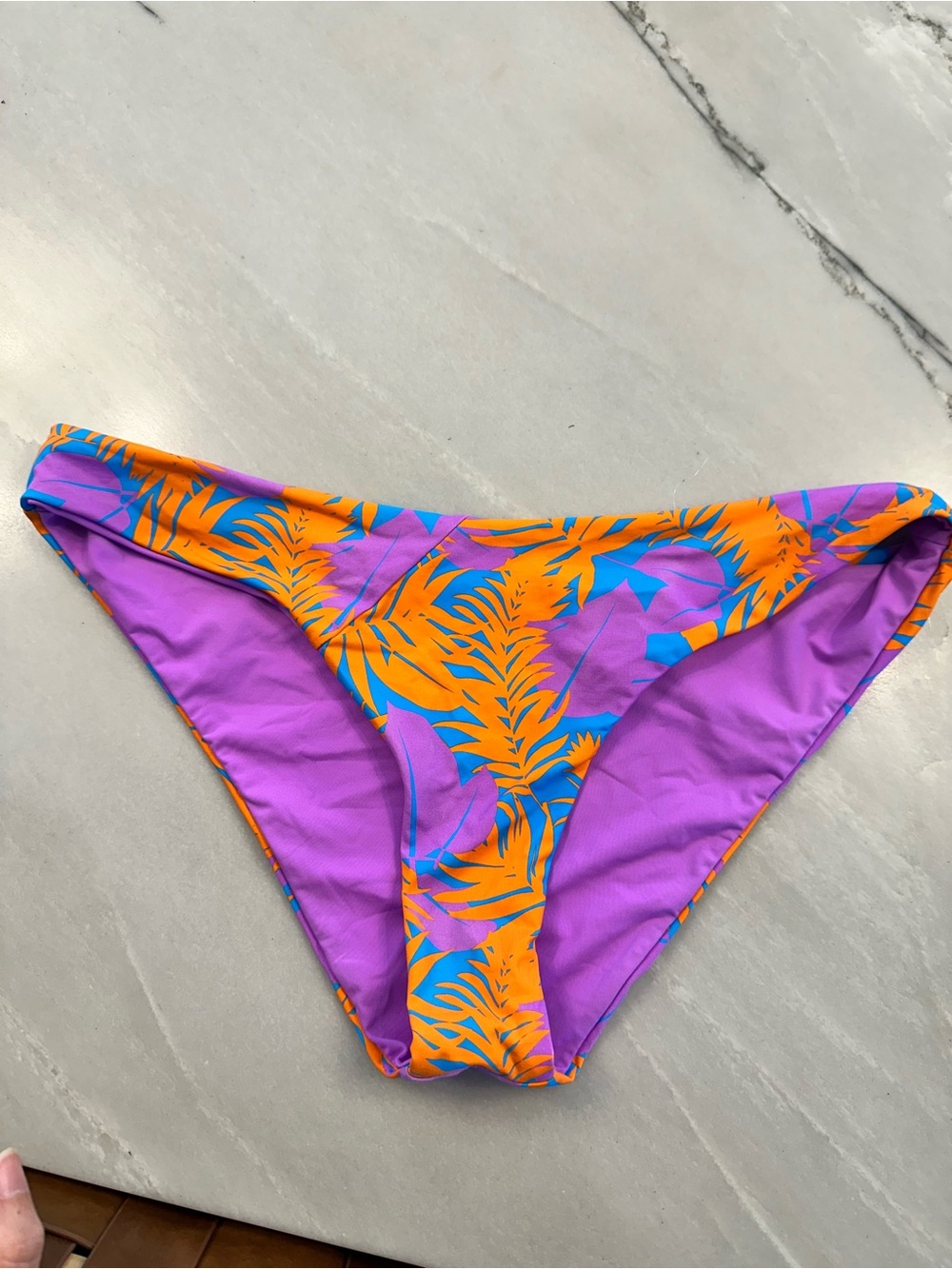 Vetchy Luguna size large bikini bottom